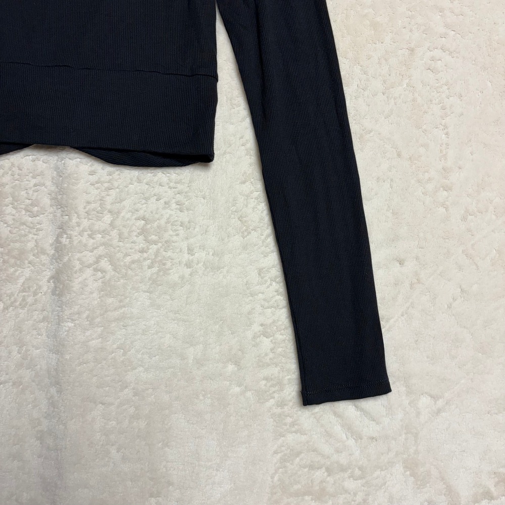 Vuori Womens Long Sleeve Cove Twist Tee Size XL Black Ribbed Athleisure VW1114 - Picture 9 of 12